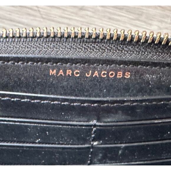 Marc Jacobs Black Canvas Zip Around Long Wallet - Picture 3 of 6